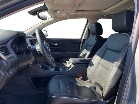 Used 2023 GMC Acadia Denali w/ Denali Ultimate Package image 25