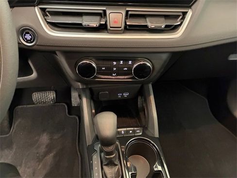 Used 2025 Chevrolet TrailBlazer LS w/ LS Convenience Package image 20