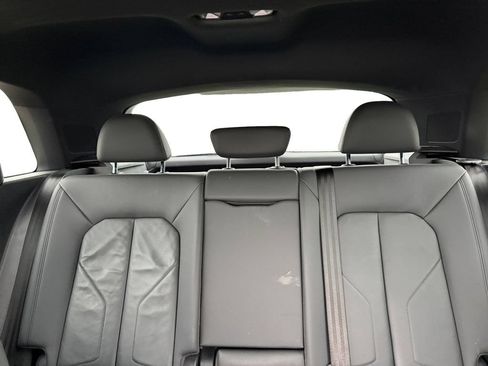 Used 2020 Audi Q3 2.0T Premium Plus AWD/4WD image 12