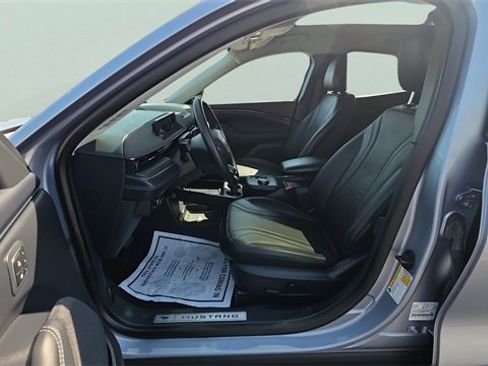 Used 2022 Ford Mustang Mach-E Premium image 22