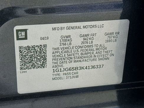 Used 2019 Chevrolet Sonic LT FWD image 32