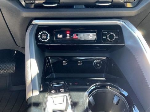 Certified 2025 Audi Q5 Premium Plus w/ Premium Plus AWD/4WD image 32