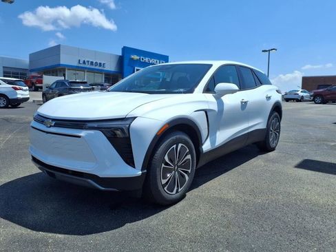 New 2025 Chevrolet Blazer EV LT image 1