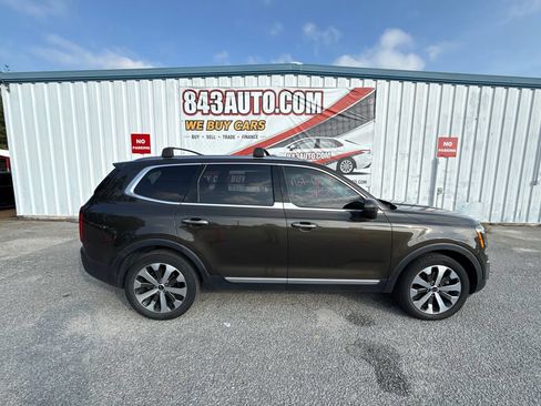 Used 2021 Kia Telluride S FWD image 9