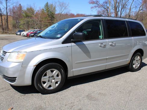 Used 2009 Dodge Grand Caravan SE image 12