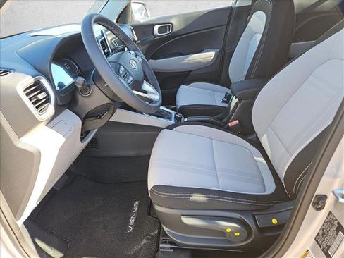 New 2026 Hyundai Venue SEL image 11