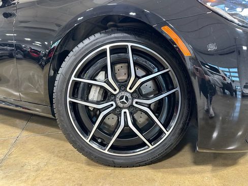 Used 2022 Mercedes-Benz E 350 Sedan image 9