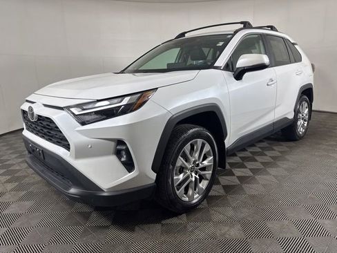 Used 2025 Toyota RAV4 XLE Premium w/ Weather Package AWD/4WD image 8