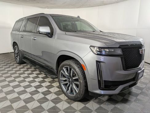 Used 2021 Cadillac Escalade ESV Sport image 5