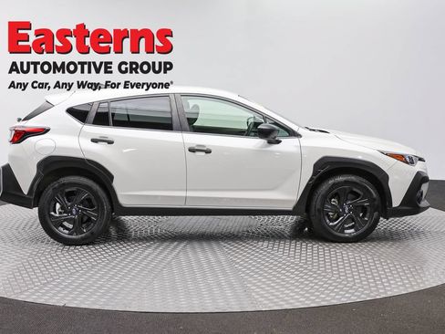 Used 2024 Subaru Crosstrek 2.0i AWD/4WD image 4