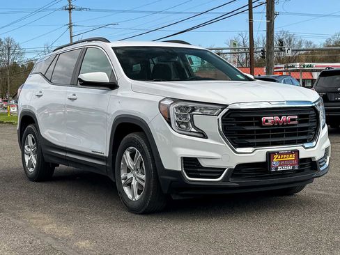 Used 2023 GMC Terrain SLE w/ Driver Convenience Package AWD/4WD image 1