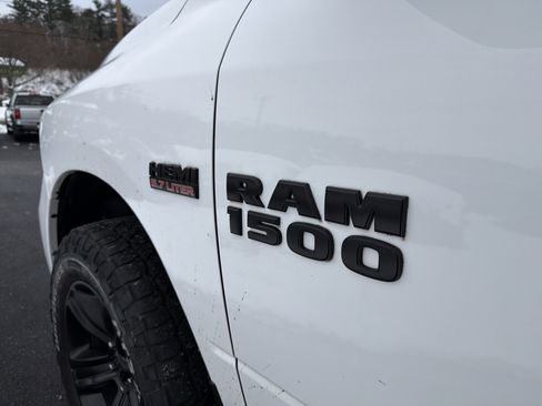 Used 2018 RAM 1500 Sport image 34