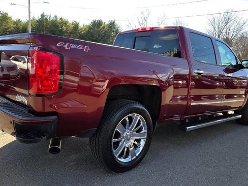 Used 2014 Chevrolet Silverado 1500 High Country w/ High Country Premium Package image 14