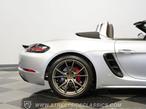 Used 2017 Porsche 718 Boxster S RWD image 29