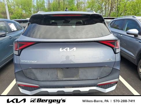 Certified 2023 Kia Sportage EX AWD/4WD image 6