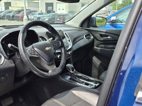 Used 2023 Chevrolet Equinox Premier FWD image 8