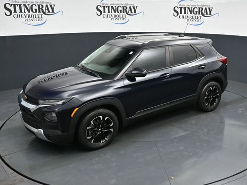 Used 2021 Chevrolet TrailBlazer LT w/ Sun and Liftgate Package FWD image 20