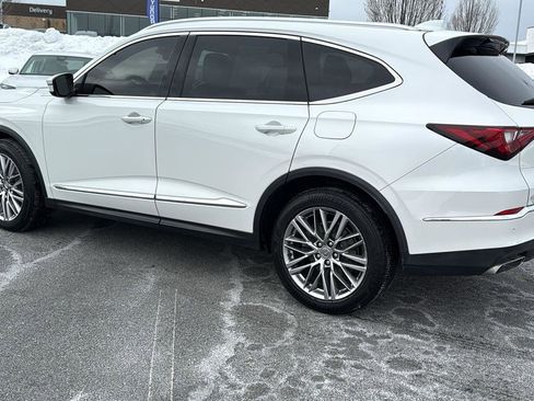 Used 2023 Acura MDX SH-AWD w/ Advance Package image 9