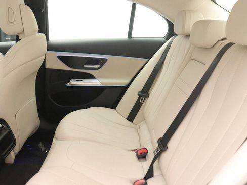 Certified 2024 Mercedes-Benz E 350 4MATIC Sedan image 33