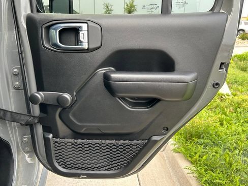 Used 2021 Jeep Wrangler Unlimited Sport AWD/4WD image 29