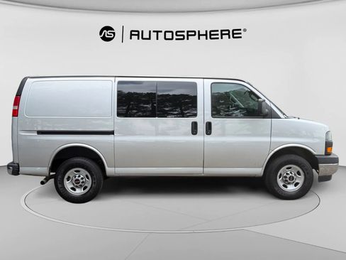 Used 2023 GMC Savana 2500 w/ Driver Convenience Package RWD image 9