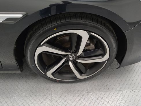 Used 2019 Honda Accord Sport image 31