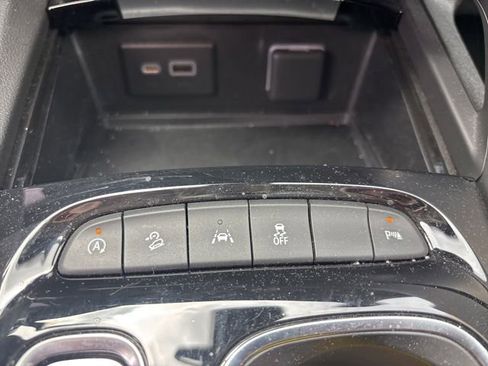 Used 2023 Buick Envision Preferred w/ Sport Touring Package AWD/4WD image 23