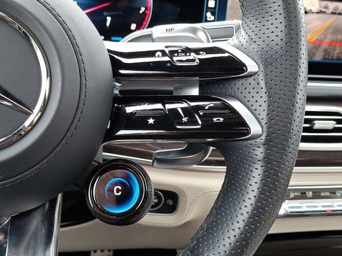 Used 2025 Mercedes-Benz GLE 53 AMG GLE 53 AMG image 24