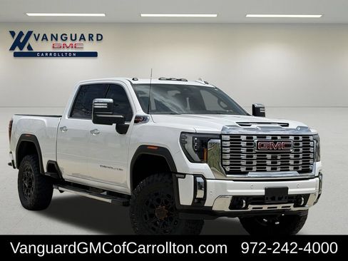 Used 2024 GMC Sierra 2500 Denali w/ Denali Reserve Package AWD/4WD image 2