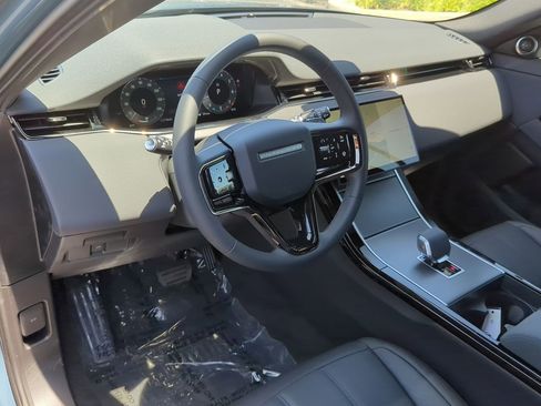 New 2026 Land Rover Range Rover Evoque S image 9