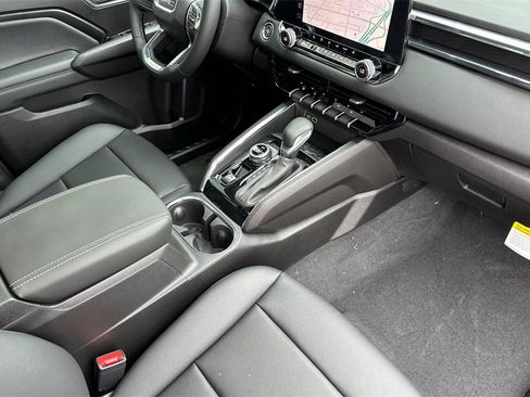 New 2025 GMC Canyon Elevation w/ Convenience Package image 13