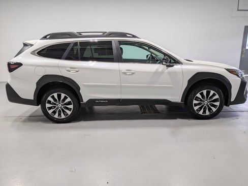 Used 2025 Subaru Outback Limited image 7