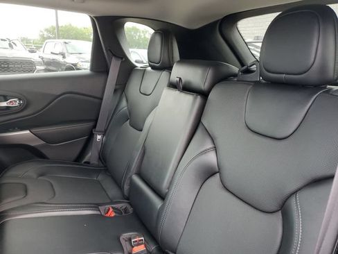 Used 2022 Jeep Cherokee Latitude Lux AWD/4WD image 29