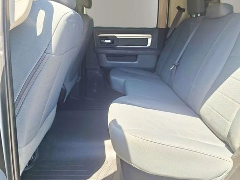 Used 2018 RAM 3500 SLT AWD/4WD image 14