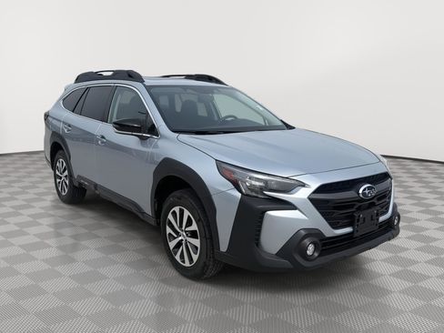 Certified 2024 Subaru Outback Premium w/ Popular Package #1A AWD/4WD image 1