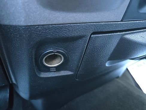 Used 2018 RAM 2500 Tradesman w/ Chrome Appearance Group image 61