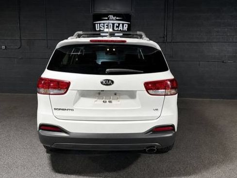 Used 2018 Kia Sorento LX AWD/4WD image 4