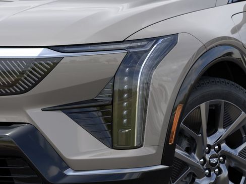 New 2027 Cadillac Optiq Luxury RWD image 10