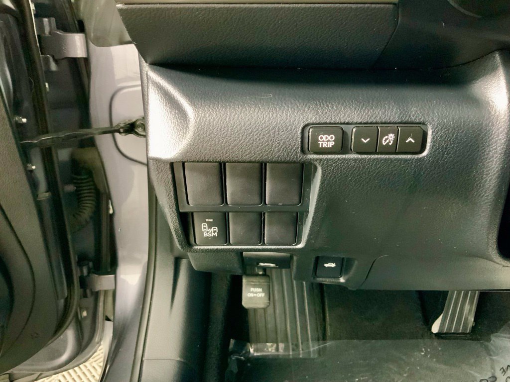 Used 2015 Lexus RC 350 AWD w/ Navigation System Package image 21