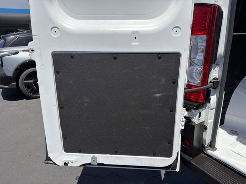 Used 2025 RAM ProMaster 2500 w/ Convenience Group FWD image 23