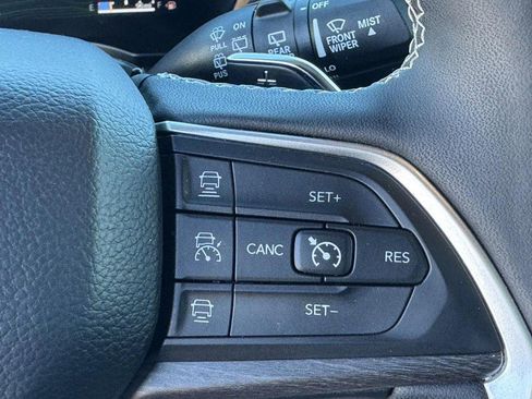 Used 2024 Jeep Grand Cherokee Limited 4xe image 19