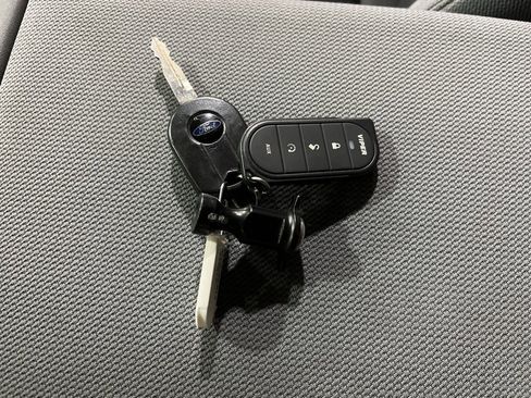 Used 2011 Ford F150 XLT w/ XLT Convenience Pkg image 28