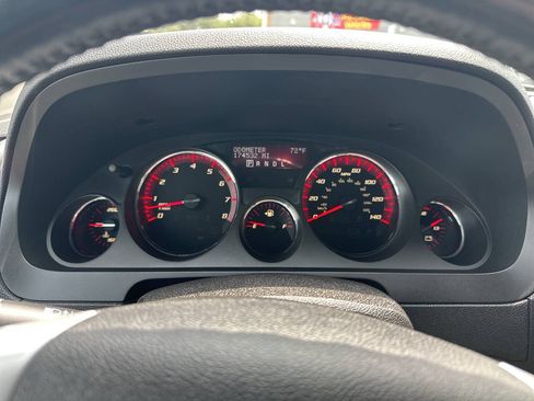 Used 2012 GMC Acadia SL w/ Preferred Package FWD image 17