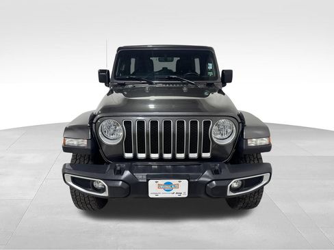 Used 2019 Jeep Wrangler Unlimited Sahara w/ Uconnect 4C Nav & Sound Group AWD/4WD image 12