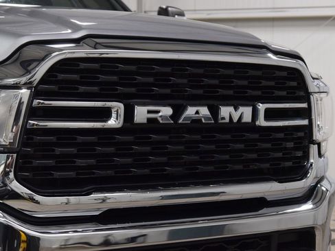 Used 2024 RAM 4500 SLT w/ Quick Order Package 2YG SLT AWD/4WD image 5