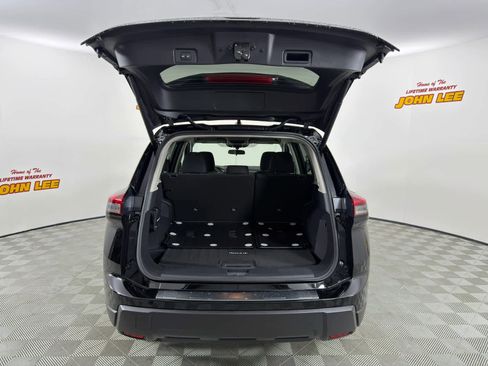 New 2026 Nissan Rogue SV FWD image 5