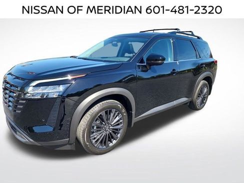 New 2026 Nissan Pathfinder SL w/ SL Premium Package AWD/4WD image 1