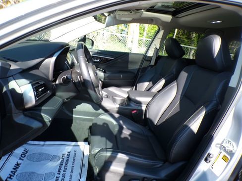 Used 2023 Subaru Outback Limited AWD/4WD image 15