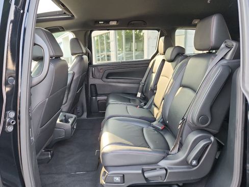 Certified 2023 Honda Odyssey Sport image 10