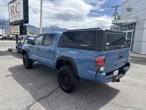 Used 2018 Toyota Tacoma TRD Pro AWD/4WD image 8